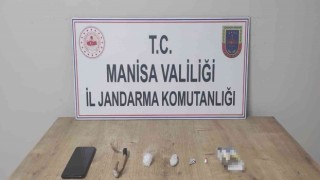 Manisada jandarmadan uyuşturucu operasyonu