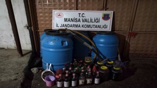 Manisada litrelerce kaçak şarap ele geçirildi
