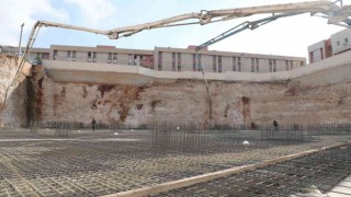 Mardinde kapalı otopark projesinin ilk betonu döküldü