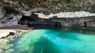 Mardinde köylülerin geçim kaynağı olan mağara gizemini koruyor