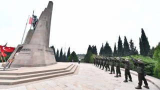 Menemende şehit Asteğmen Kubilay ve arkadaşları anıldı