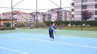 Merkezefendi tenis turnuvasına ev sahipliği yaptı