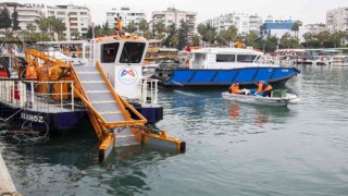 Mersinde denizden 1 yılda 289 metreküp atık toplandı