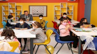 Mersinde kütüphanesiz okul kalmadı