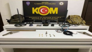 Mersinde tarihi eser kaçakçılarına operasyon: 2 gözaltı