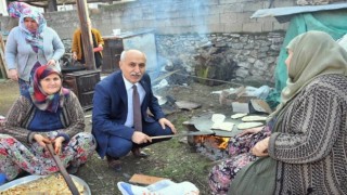 MHP Yenişehirde çalınmadık kapı sıkılmadık el bırakmıyor