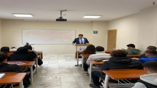 Muğla Üniversitesi Ormancılık Bölümü öğrencileri gelecekteki mesleklerinin inceliklerini duayenlerden dinledi