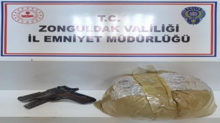Narkotik ekipleri yılbaşı öncesi zehir tacirlerine geçit vermedi