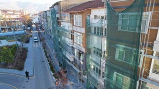 Niğde Belediyesi sokakları renklendiriyor