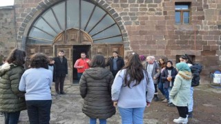 Öğenciler tarihi El Aman Hanını gezdi