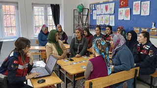 Osmaniye'de “Kadına yönelik şiddetle mücadele” etkinlikleri