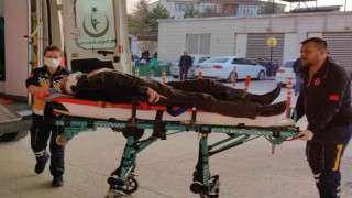 Otomobil ile elektrikli bisiklet çarpıştı: 2si çocuk 5 yaralı