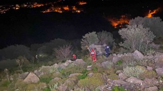 Otomobil şarampole düştü