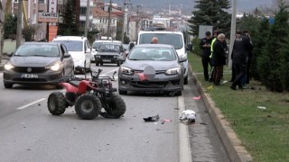 Otomobilin çarptığı ATV sürücüsü ağır yaralandı