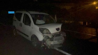Otomobille hafif ticari araç çarpıştı: 1 ölü