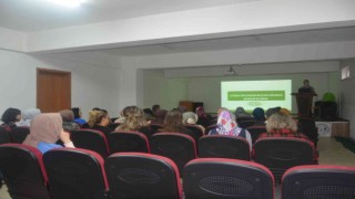 Özel öğrencilerin ailelerine sağlıklı beslenme semineri