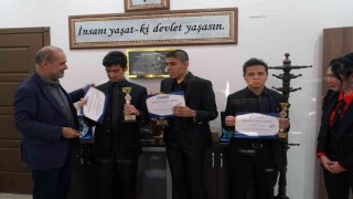 Özel sporcular kupaları ile Uzundemiri ziyaret etti