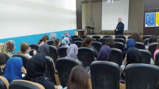 Pansiyonda kalan öğrencilere değerler eğitimi