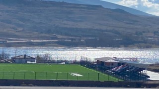 Pınarbaşı futbol sahası tamamlandı