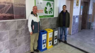 Plastik, kağıt ve metal atık kutuları okullardaki yerini aldı