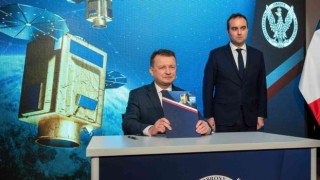 Polonya, Fransadan 2 adet gözlem uydusu satın alacak