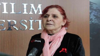Prof. Dr. Tülek: “HIV pozitif ve AIDSli kişilerin dışlanmaması, hastalığın önlenebilir ve tedavi edilebilir olduğunu bilmek önemli”