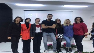 Radyo sunucusu Özadlı, öğrencilerle Buluştu