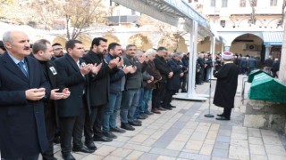 Şair yazar Mehmet Nafiz Karakoç son yolculuğuna uğurlandı