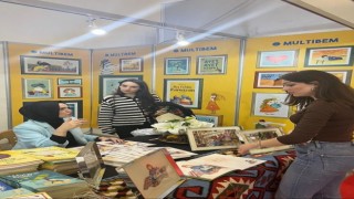Sakaryalı yazarın kitabı bu fuarda tanıtıldı