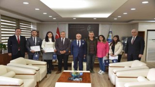 Salihlide diksiyon kursunu bitirenler belgelerini aldı