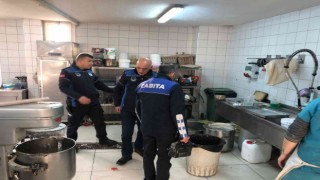 Salihlide zabıta pastane ve tatlı imalathanelerini denetledi