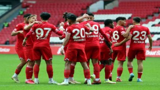 Samsunspor ile Denizlispor 49. randevuya çıkacak