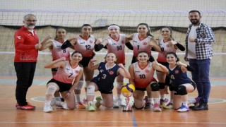 SCÜ voleybol takımı adım adım Süper Lige yürüyor