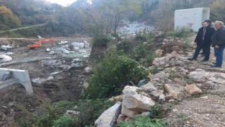 Selde taşan Zarbana Çayında ıslah çalışmaları sürüyor