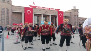 Seymenlerden kortej yürüyüşü