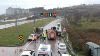 Sinopta otomobiller çarpıştı: 3 yaralı