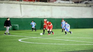 Sinopta protokol ile engelli çocuklar futbol oynadı