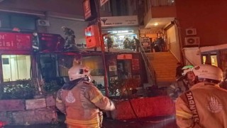 Şişlide motosiklet tamirhanesi alev alev yandı