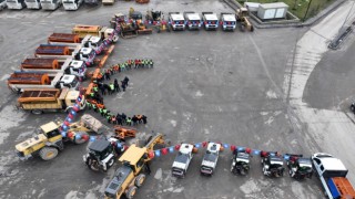Sivas Belediyesi 300 personel 74 araçla kışa hazır