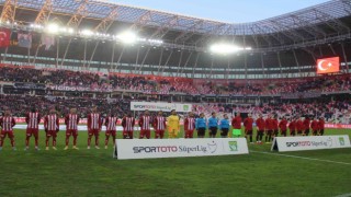 Spor Toto Süper Lig: DG Sivasspor: 0 - Galatasaray: 1 (İlk yarı)