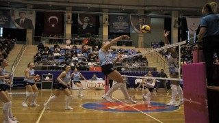 Sultanlar Ligi: Aydın Büyükşehir Belediyespor: 2 - Sarıyer Belediyespor: 3