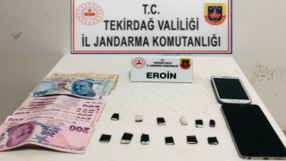 Şüpheli araçta eroin ele geçirildi: 2 gözaltı