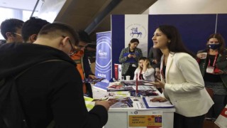 Tanıtım günlerinde DEÜye yoğun ilgi