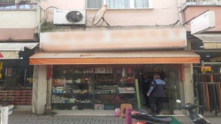 Tarihi geçmiş ürünleri satacaktı
