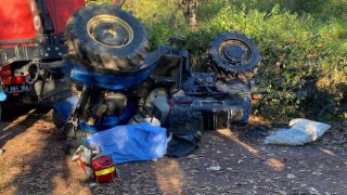 Kocaeli'nde Tarlaya giderken devrilen traktörün altında hayatını kaybetti