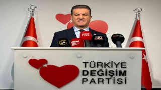 TDP Lideri Sarıgül: “Kadınların ve gençlerin önünü kesen, siyasi partilerin genel merkezinde olan siyaset baronları ve delege ağaları”