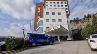 Tedavisinin ardından yeşil alanda beklerken fenalaşarak hayatını kaybetti