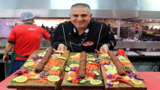 Tescili boru kebabını yemeye yurt dışından bile geliyorlar