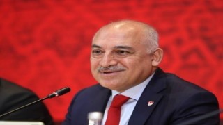TFF Başkanı Mehmet Büyükekşi: “Beşiktaş, Fenerbahçe ve diğer kulüplerimizi de ziyaret edeceğiz”