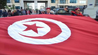 Tunusta göstericiler parlamento seçimlerini protesto etti